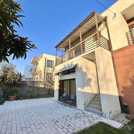 Villa In Tbilisi Exteriör bild