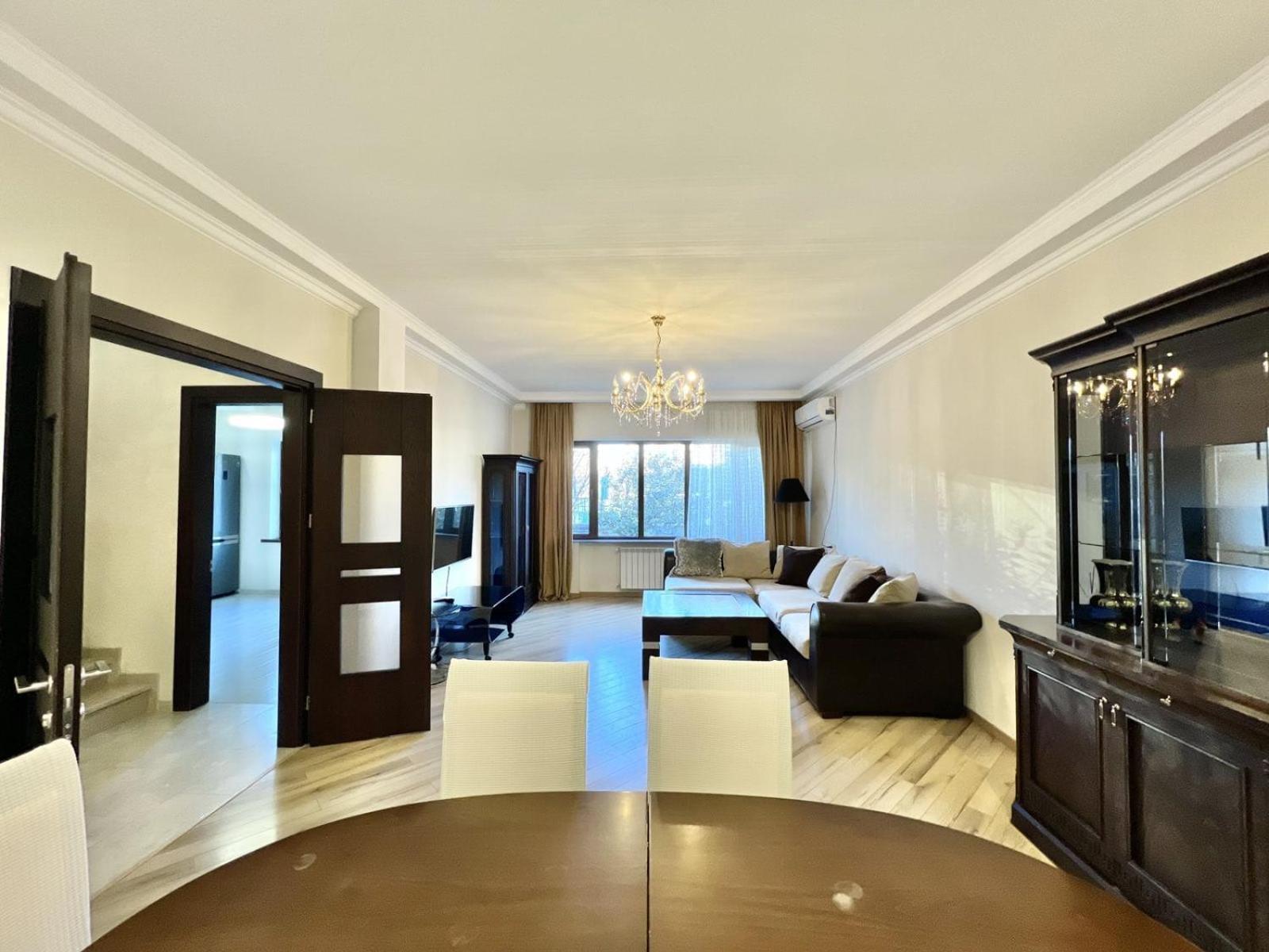 Villa In Tbilisi Exteriör bild